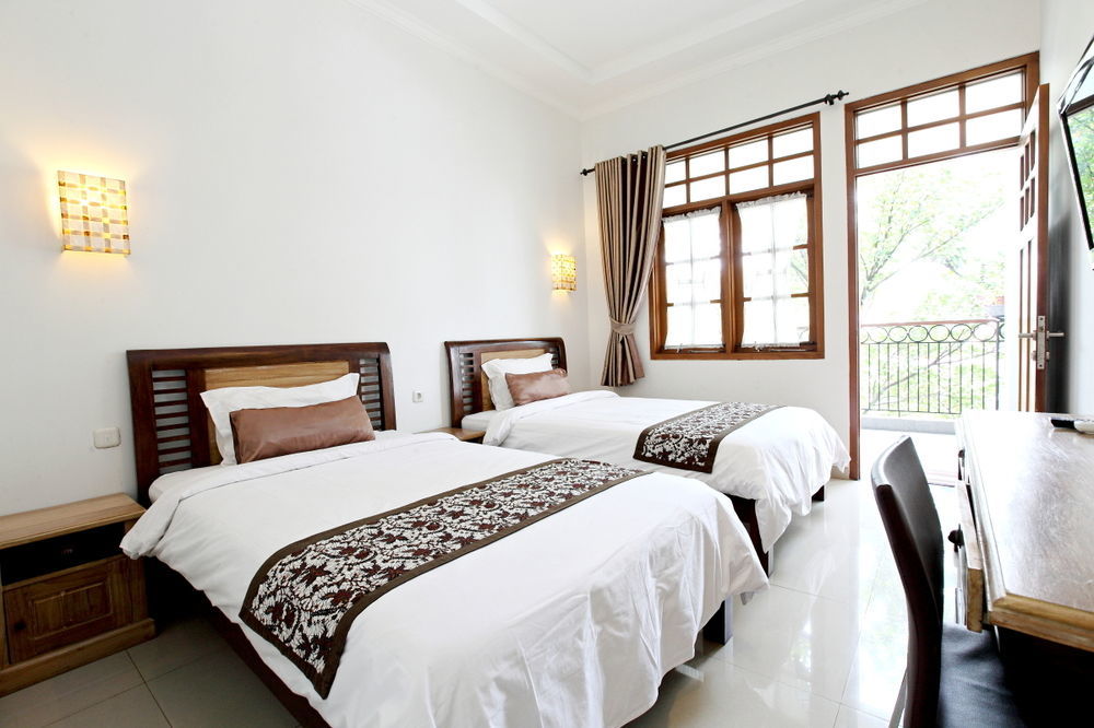 De' Halimun Guest House Bandung Exterior photo